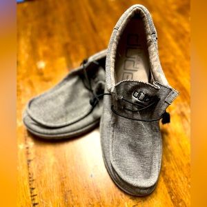 Men’s gray size 12 Hey Dudes
